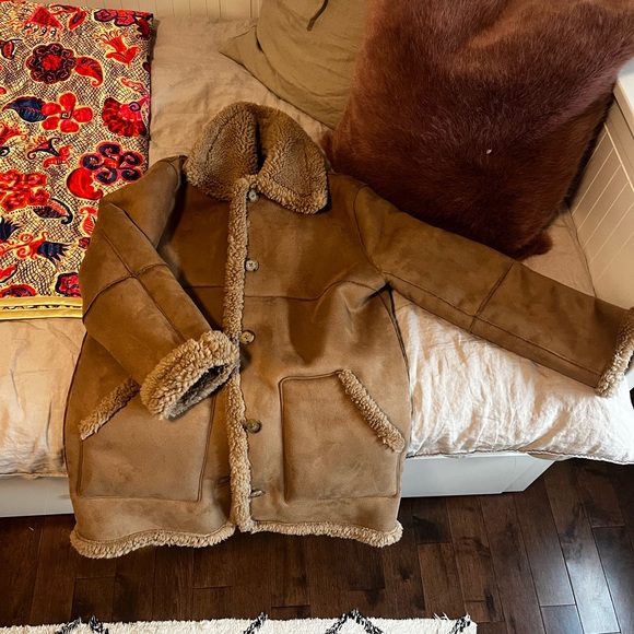 Brand new Aritzia (Wilfred) sheepskin jacket. - Picture 1 of 3